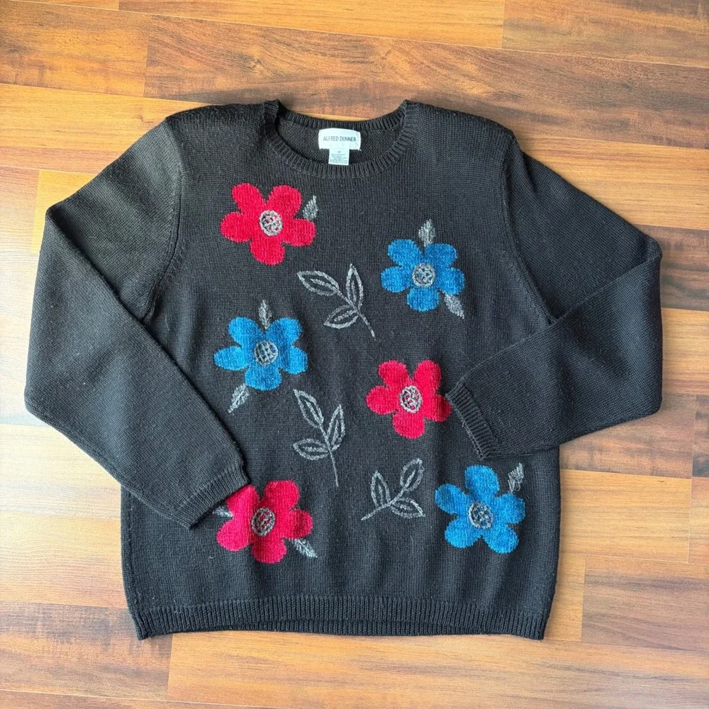 Cottage Core Preppy Goth Black Knit Sweater Blue Red Embroidered Floral Size Med